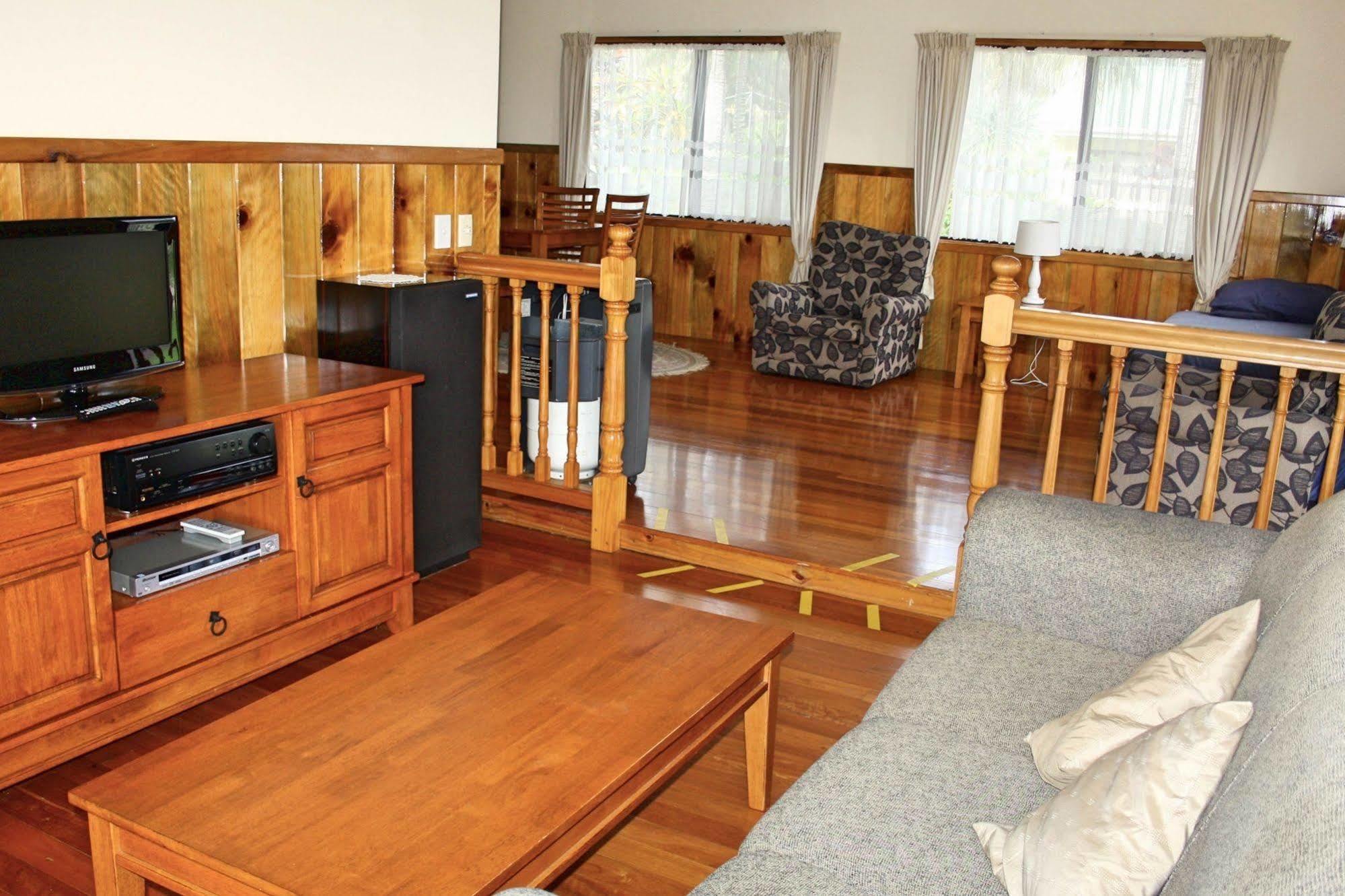 Tau Gardens Hotel Norfolk Island Exterior photo