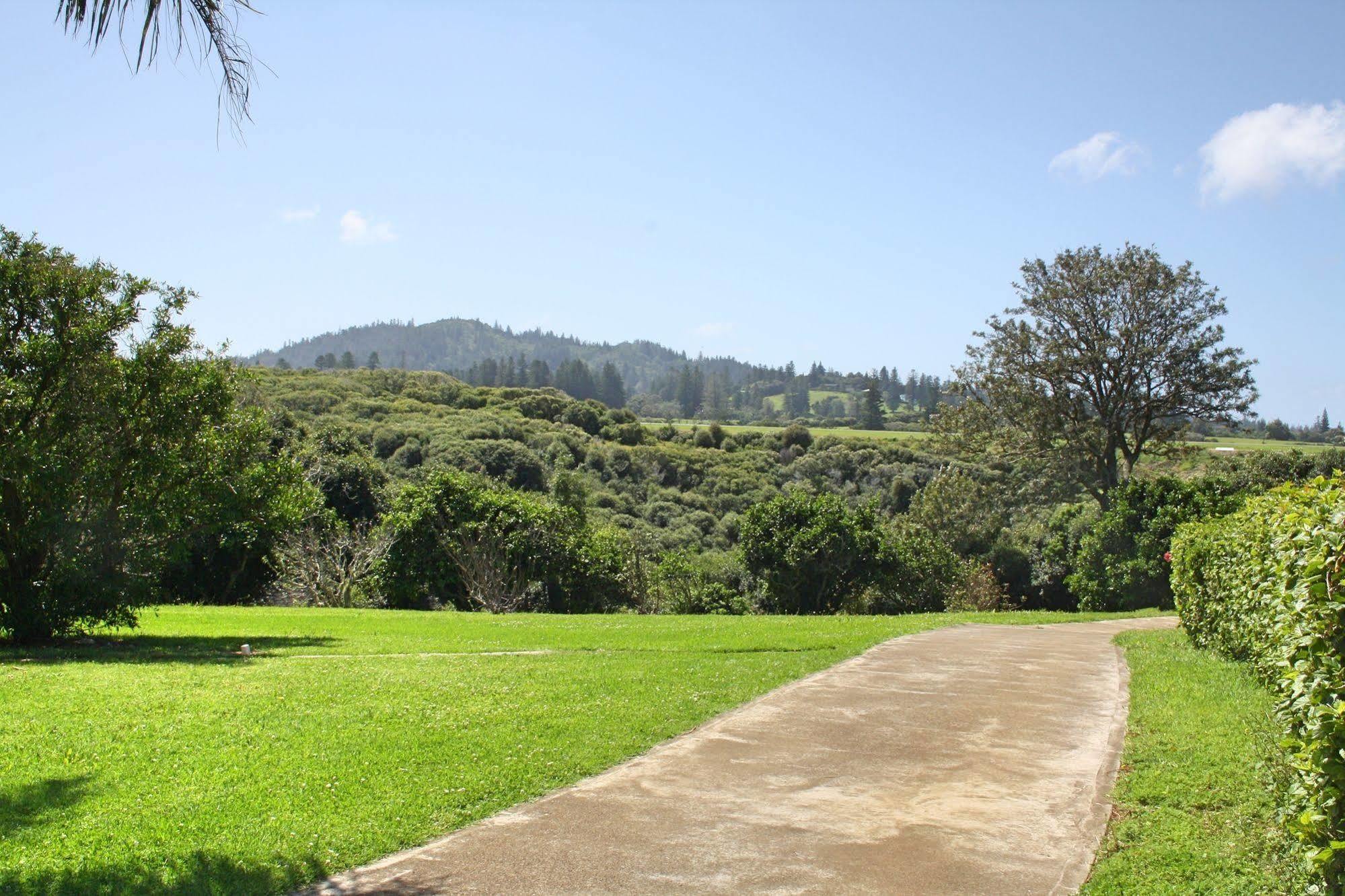 Tau Gardens Hotel Norfolk Island Exterior photo